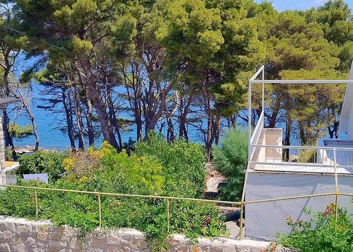 Апартаменты By The Sea Jelsa, Hvar - 8747 Елса